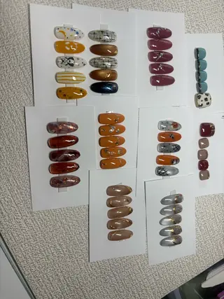ネイル ハッピーネイル 蘭のネイルデザイン