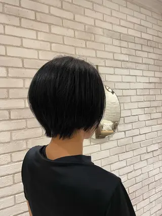 ショート シモカワ マシロのヘアスタイル
