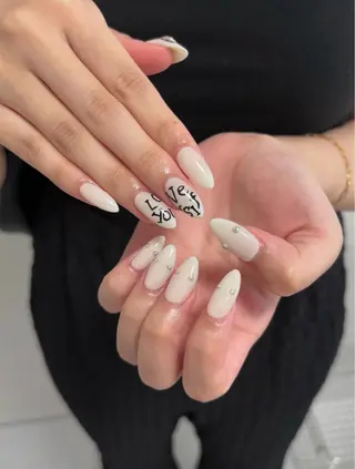 ネイル CoMo Nailのネイルデザイン