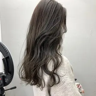 ロング カラー YUSUKE レイヤーカットカラーのヘアスタイル