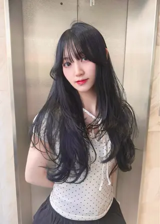 ロング votan lilleyのヘアスタイル
