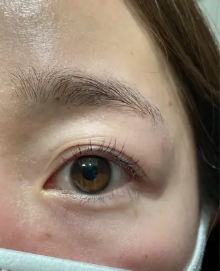 マツエク・マツパ 井上 真里奈のヘアスタイル