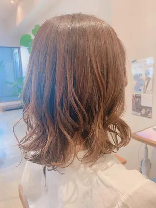 ミディアム カラー パーマ 美髪になりませんか？ ，，mikuのヘアスタイル