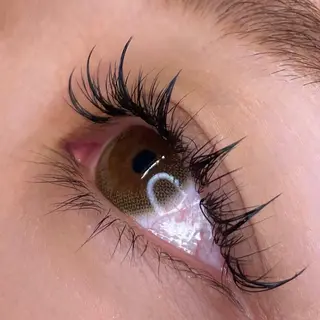 マツエク・マツパ Eyelist ハラ 束感まつげ🪄⟡.·のマツエク・マツパデザイン