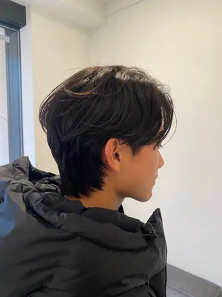 ショート メンズ サキ🤍ハイトーン 🩰くびれ巻きヘアのヘアスタイル