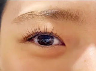 マツエク・マツパ RocaSpes +Eyeのマツエク・マツパデザイン