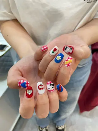 ネイル はばすみれ🎀ﾈｲﾙ 光ﾌｪｲｼｬﾙ ﾍｱのネイルデザイン