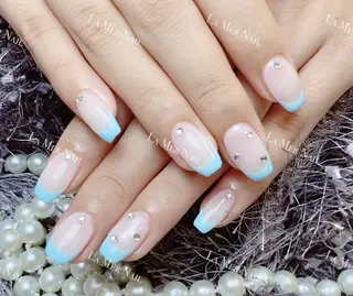 ネイル 🌻 Momoko_のネイルデザイン