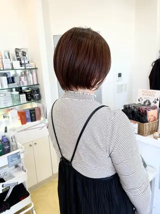 ショート カラー 小野寺 智香のヘアスタイル