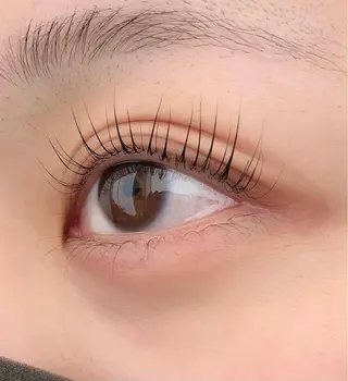 マツエク・マツパ まつげ屋さんLAPU AYAKAのマツエク・マツパデザイン