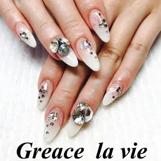 ロング カラー パーマ キッズ ネイル マツエク・マツパ Greace  la vieのネイルデザイン