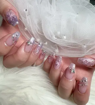 ネイル &ME ネイルサロンのネイルデザイン
