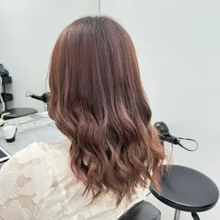 セミロング カラー deseo 透明色艶カラーツバサのヘアスタイル