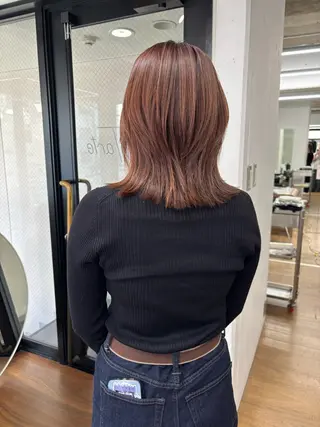 ミディアム 柔らかストレートと ツヤカラー/和田陽向のヘアスタイル