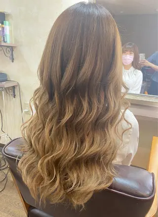 ロング ヘアアレンジ 田井中 悠紀のヘアスタイル