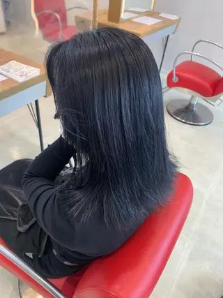 セミロング カラー ayumi🌈 インナーカラー🌈のヘアスタイル