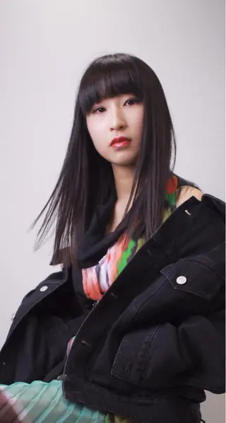 ミディアム カラー ヘアアレンジ 秋葉 一郎のヘアスタイル