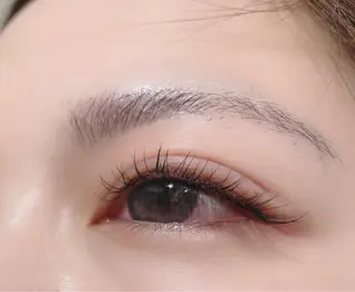 マツエク・マツパ 菊地 真優のヘアスタイル