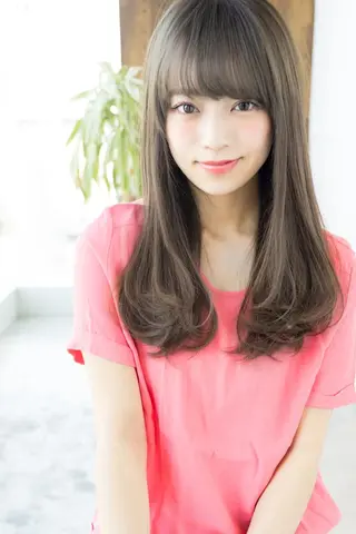 ロング おしゃれ染めで白髪を 染める/山口玲緒奈のヘアスタイル