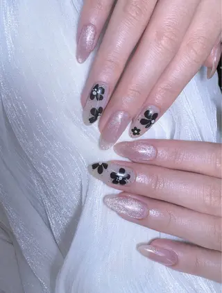 ネイル kelly ．のネイルデザイン