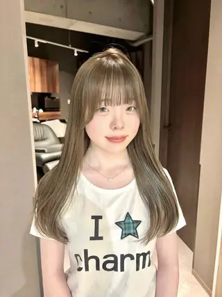 ロング カラー 透明感カラー・レイヤ ー🎀amika🎀のヘアスタイル