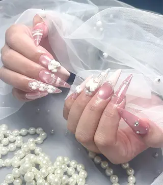 ネイル KiKO 🌻ひまわりサロンのネイルデザイン