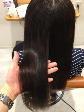 ロング ツヤ髪専門美容師 桑原 和誠のヘアスタイル