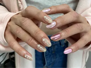 ネイル Queen所属・伊藤 梨恋のネイルデザイン