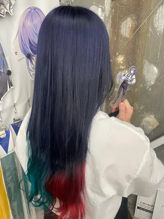 ミディアム カラー インナーカラー 推し ブリーチ  髪質改善のヘアスタイル