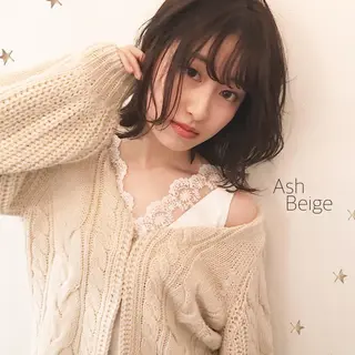 ミディアム カラー 市川 千夏のヘアスタイル