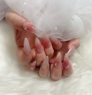 ネイル &ME ネイルサロンのネイルデザイン