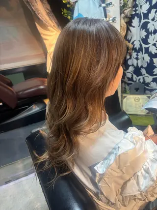 セミロング カラー 五十嵐 舞のヘアスタイル