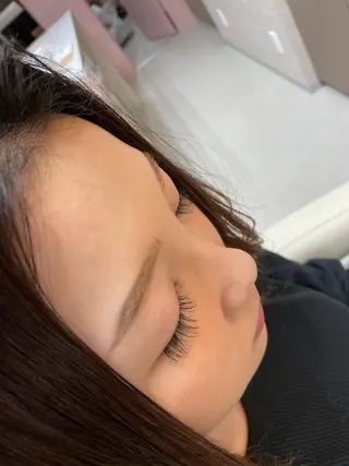 マツエク・マツパ 坂本 沙也加のヘアスタイル