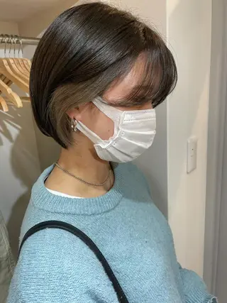 ショート カラー akane .のヘアスタイル