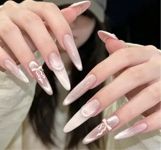 カラー AIN Nailのネイルデザイン