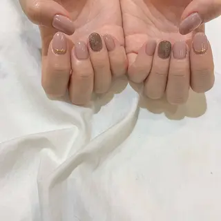 ネイル 藤原 胡桃のネイルデザイン