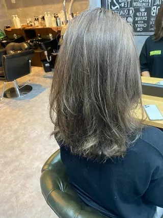 セミロング カラー 加藤 琢也のヘアスタイル