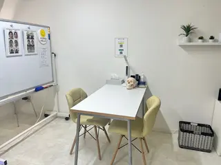 【小顔矯正専門】 小顔smileのエステ・リラクイメージ