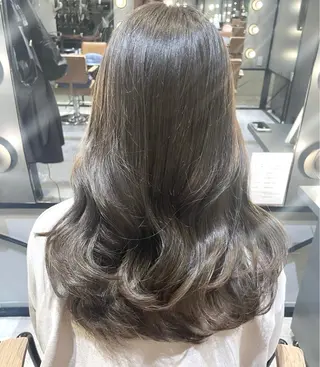 ロング カラー ヘアアレンジ 【日韓風、レイヤー】 🤍ひらい なつきのヘアスタイル