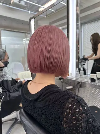 ショート 🫧バレイヤージュ/ ハイトーン/ミズキのヘアスタイル