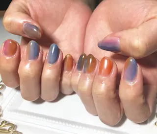 ショート ネイル 安藤 紅実のネイルデザイン