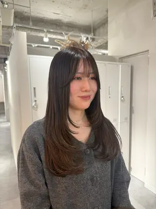 セミロング attrait【アトレ】🌱梅田店所属・AYANA🫧酸性 縮毛/艶髪TR🫧のヘアスタイル