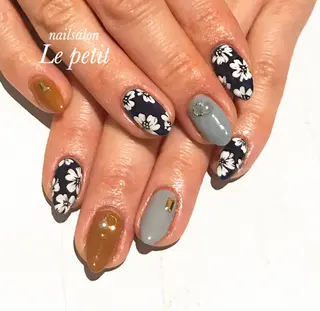 ネイル 石野 広佳のネイルデザイン