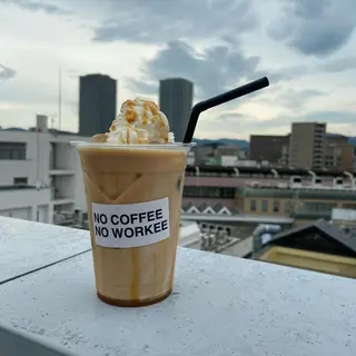 TIDEHAIR SHIHOのヘアスタイル