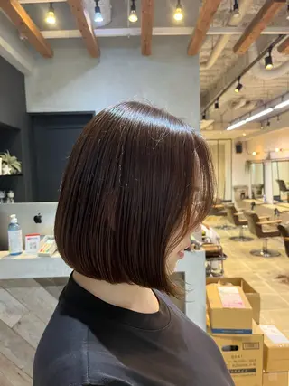 ミディアム カラー 多河 遥のヘアスタイル