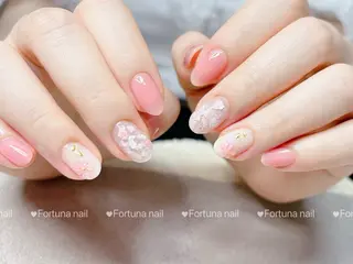ネイル Nail •Head スパFortunaのネイルデザイン
