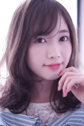 セミロング ケアブリーチ特化🍀 ハイライトOK寛也のヘアスタイル