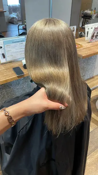 ロング カラー 💘韓国レイヤー上 品カラーruru💘のヘアスタイル