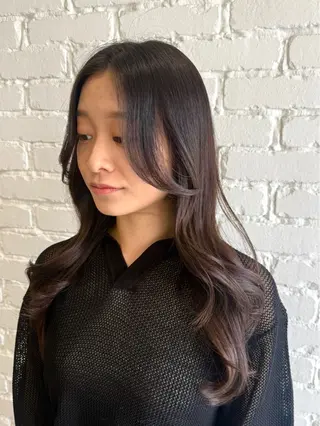 ロング 🩰韓国レイヤー🩷 艶カラー🌷小栁歩美のヘアスタイル