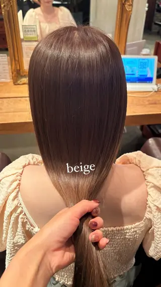 ロング カラー 髪質改善カラー ベージュ🤎YUMEのヘアスタイル